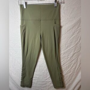 Athleta Salutation Stash Pocket II Cutout 7/8 Leggings – Olive Green, Small